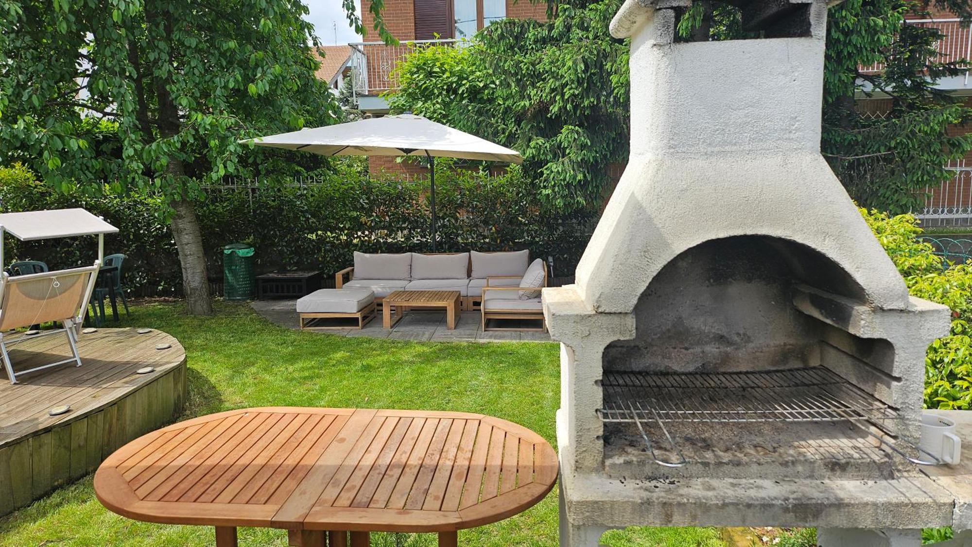 Camera Con Cucina E Piscina A Un Passo Da Torino Hotel Settimo Torinese Exterior photo